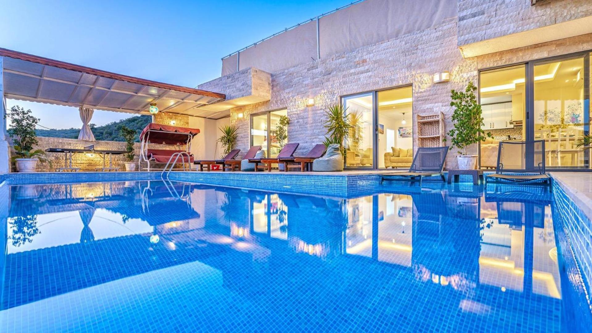 3 Bedroom - 6968